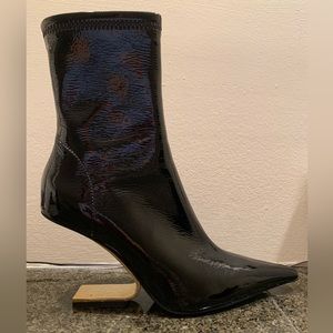 Jeffrey Campbell Compass Bootie size 8